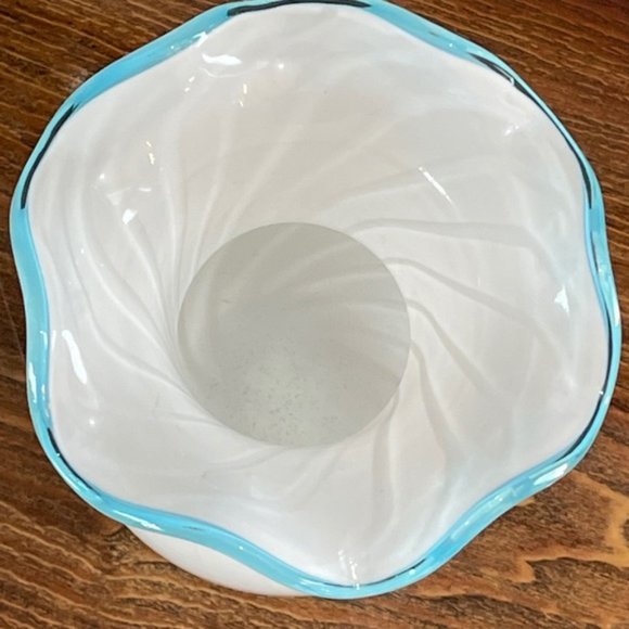 White Glass Vase  Swirl with Blue Ruffle Rim - Picture 7 of 12